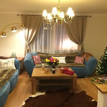 Golden Gapa Family 17 Apartment
